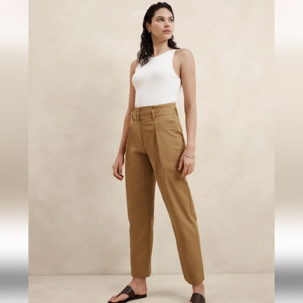Banana Republic Twill Belted Tapered Pant